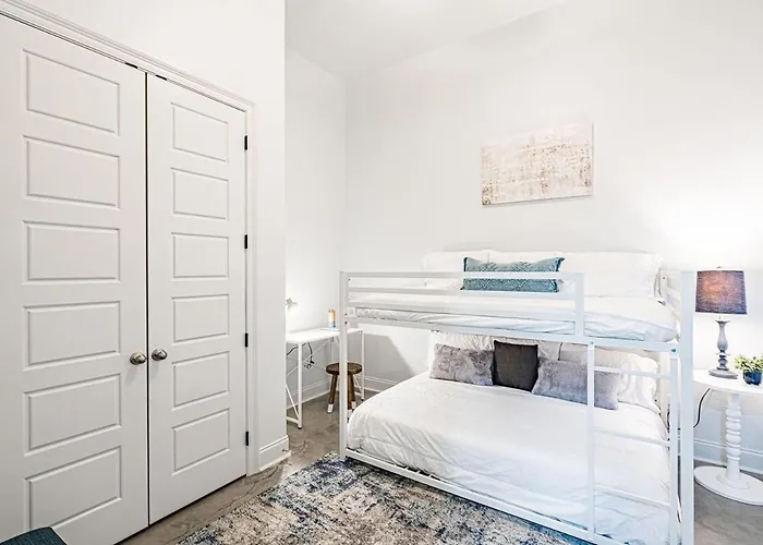 Hébergement de vacances Brand New Centrally Located In
