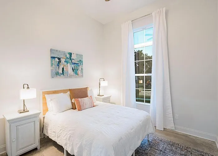 Hébergement de vacances Brand New Centrally Located In