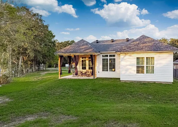 Brand New Centrally Located In *